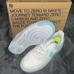 ** BRAND NEW ** AIR FORCE 1 CRATER GS